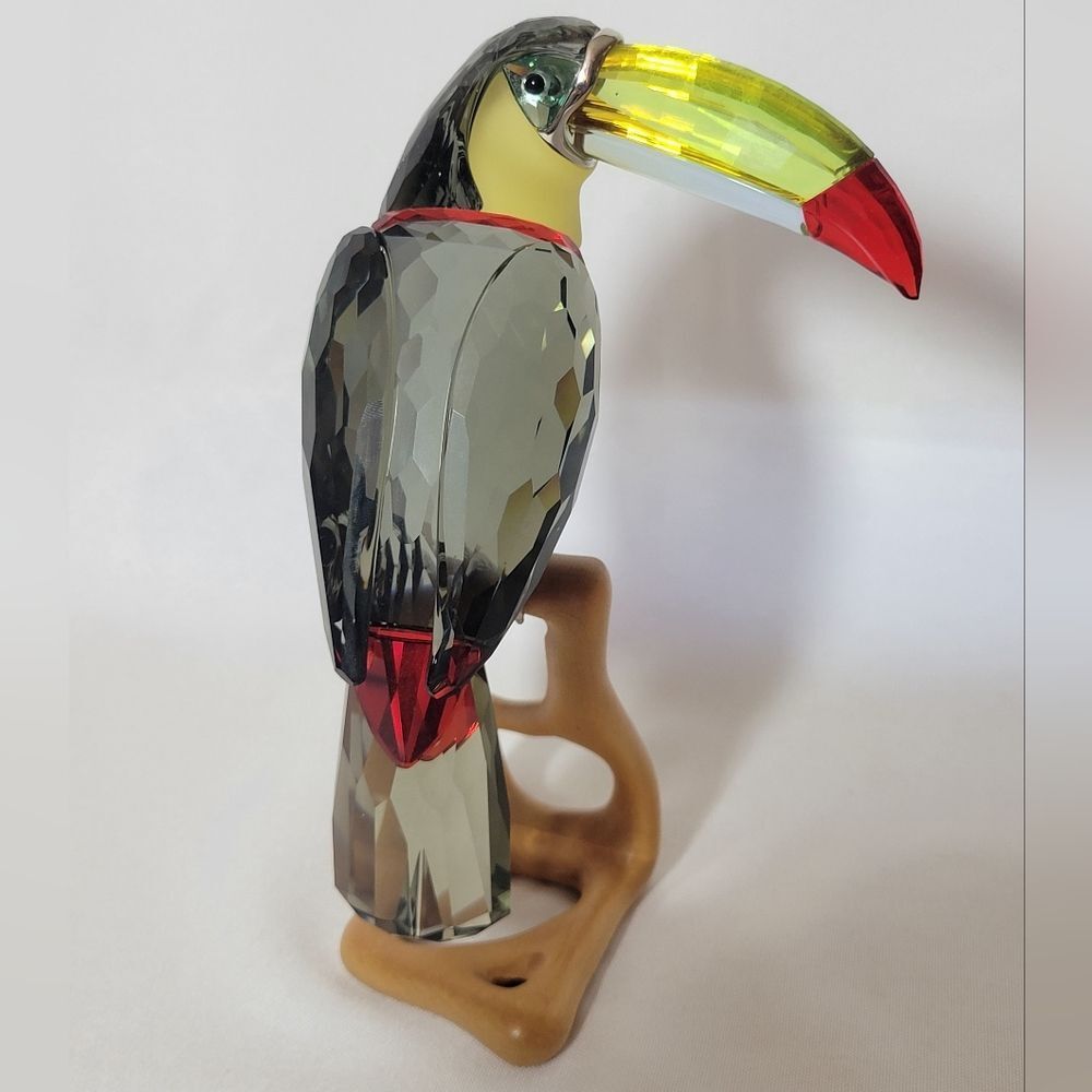 Swarovski Crystal Toucan Exotic Bird - Crystal Paradise Collection